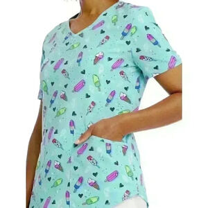 Scrubstar Womens V-Neck Scrub Top Ultra Soft Size M Frozen Treats Hearts